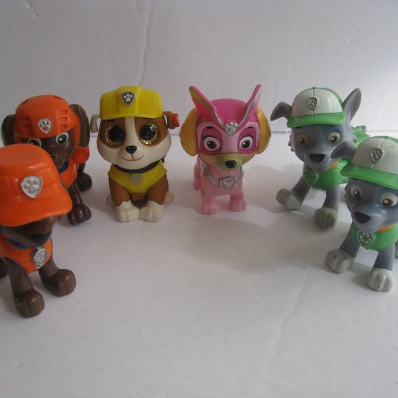 12 Paw Patrol Figures Cake Toppers, 24 Paw Patrol Puffy Stickers, 5 Suction Cup - Picture 12 of 16
